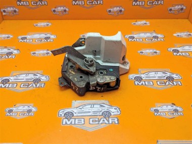 Замок двери задней левой MERCEDES-BENZ W124 W124/S124/C124/A124 (1984 - 1993) — Разборка Мерседес