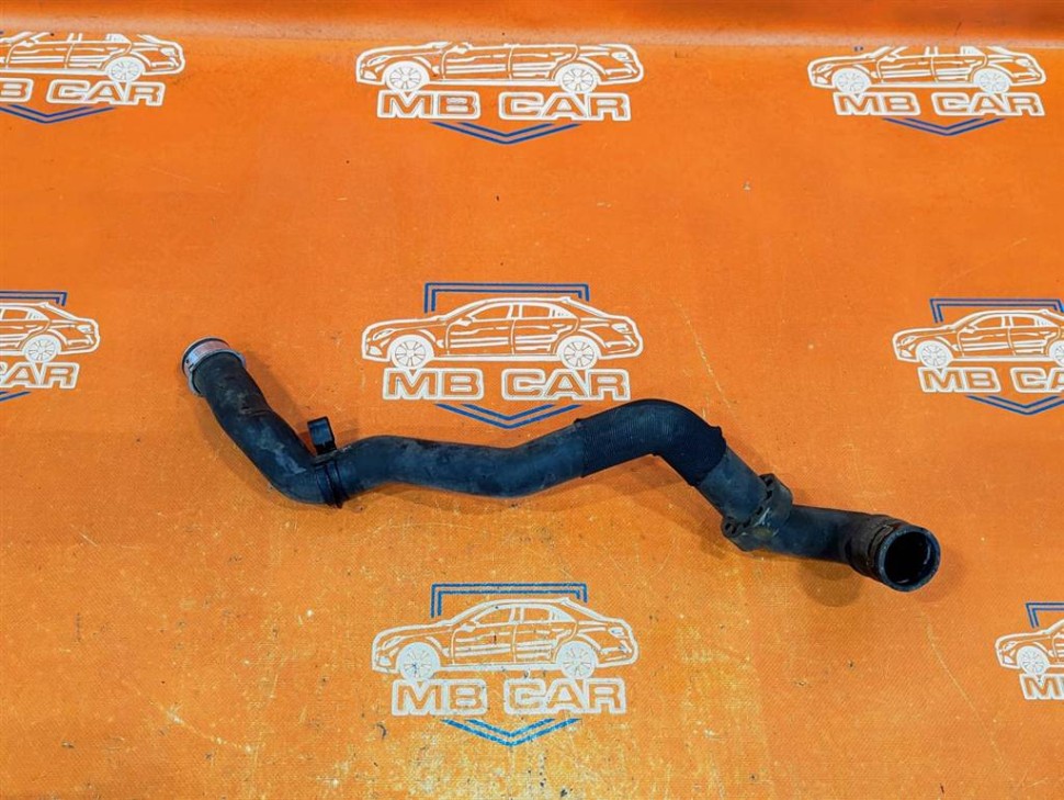 Патрубок радиатора MERCEDES-BENZ M-класс W164 рестайлинг (2008 - 2011) фото 1 — Разборка Мерседес