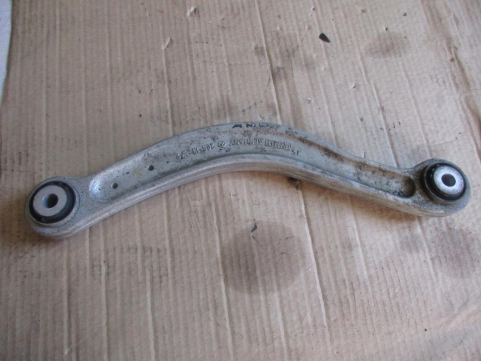 Рычаг задний MERCEDES-BENZ C-класс AMG W204/S204/С204 рестайлинг (2011 - 2015) фото 1 — Разборка Мерседес