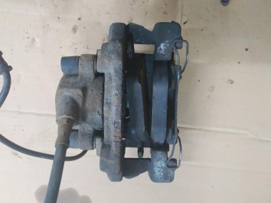 Суппорт передний левый MERCEDES-BENZ E-класс W210/S210 рестайлинг (1999 - 2003) — Разборка Мерседес