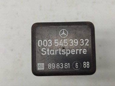 Реле блокировки пуска MERCEDES-BENZ W124 W124/S124/C124/A124 (1984 - 1993) — Разборка Мерседес