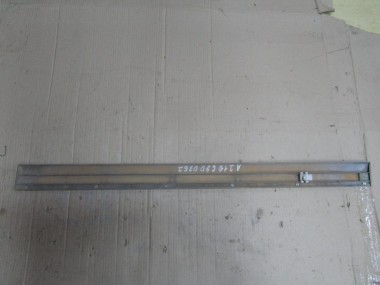 Молдинг двери MERCEDES-BENZ E-класс W210/S210 (1995 - 1999) — Разборка Мерседес