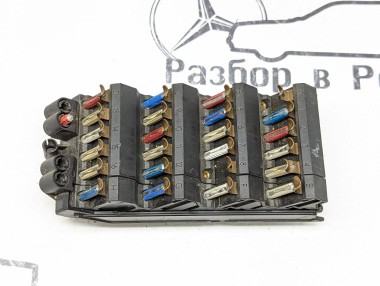 Блок предохранителей MERCEDES-BENZ W124 W124/S124/C124/A124 (1984 - 1993) — Разборка Мерседес