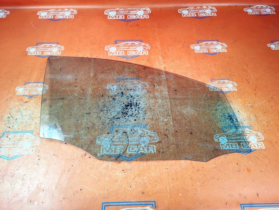 Стекло переднее правое MERCEDES-BENZ A-класс W169 рестайлинг (2008 - 2012) фото 1 &mdash; Разборка Мерседес