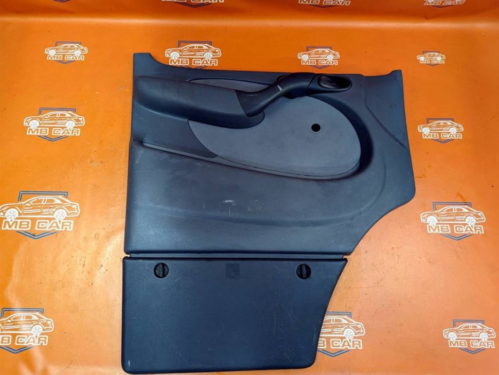 Карта двери передняя левая MERCEDES-BENZ Sprinter W901-905 (1995 - 2006) фото 1 — Разборка Мерседес