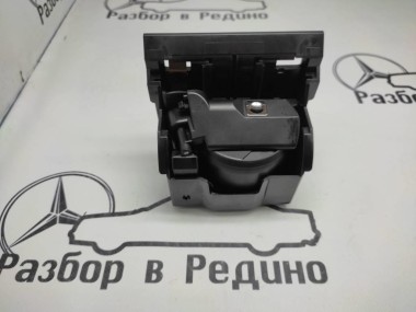 Подстаканник MERCEDES-BENZ S-класс W220 (1998 - 2005) — Разборка Мерседес