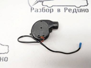 Моторчик охлаждения ЭБУ MERCEDES-BENZ E-класс W210/S210 (1995 - 1999) — Разборка Мерседес