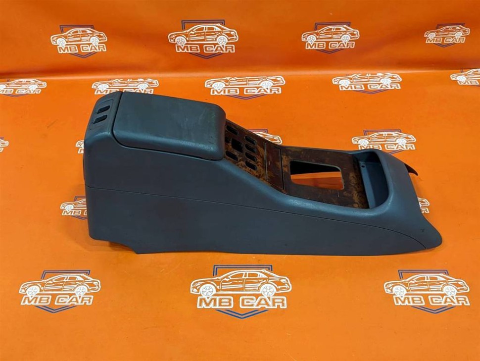 Подлокотник MERCEDES-BENZ M-класс W163 (1997 - 2001) фото 1 — Разборка Мерседес