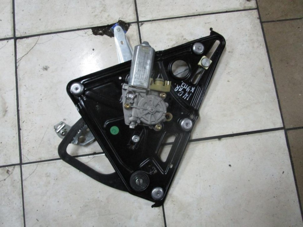 Стеклоподъемник передний правый MERCEDES-BENZ CL-класс C140 (1992 - 2000) фото 1 — Разборка Мерседес