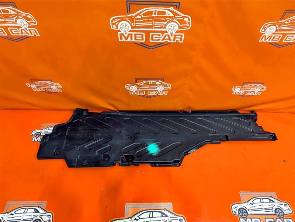 Защита днища MERCEDES-BENZ C-класс AMG W205/S205/C205/A205 (2014 - 2018) фото 1 — Разборка Мерседес