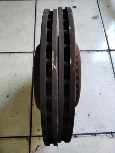 Диски тормозные зад MERCEDES-BENZ GLC-класс X253 (2015 - 2019) — Разборка Мерседес