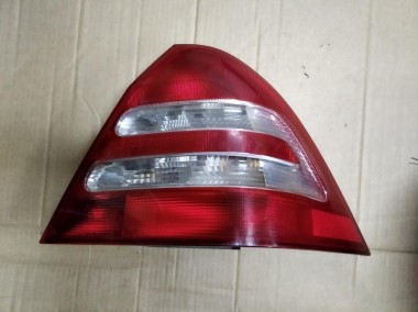 Фонарь задний правый MERCEDES-BENZ C-класс W203/S203/CL203 (2000 - 2004) — Разборка Мерседес