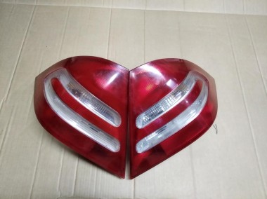 Фонарь задний правый MERCEDES-BENZ C-класс W203/S203/CL203 (2000 - 2004) — Разборка Мерседес