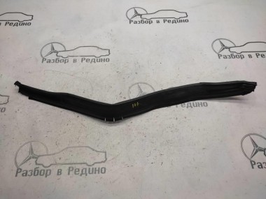 Уплотнитель моторного отсека MERCEDES-BENZ C-класс W204/S204/С204 рестайлинг (2011 - 2015) — Разборка Мерседес