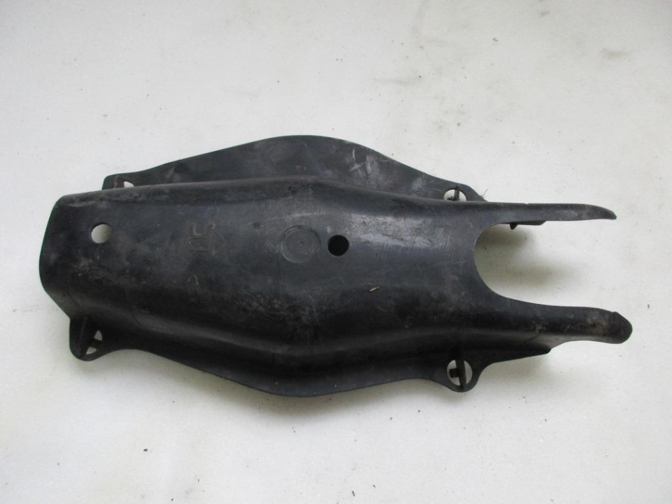 Кожух заднего рычага (лодки) MERCEDES-BENZ C-класс W205/S205/C205/A205 (2014 - 2018) фото 1 — Разборка Мерседес