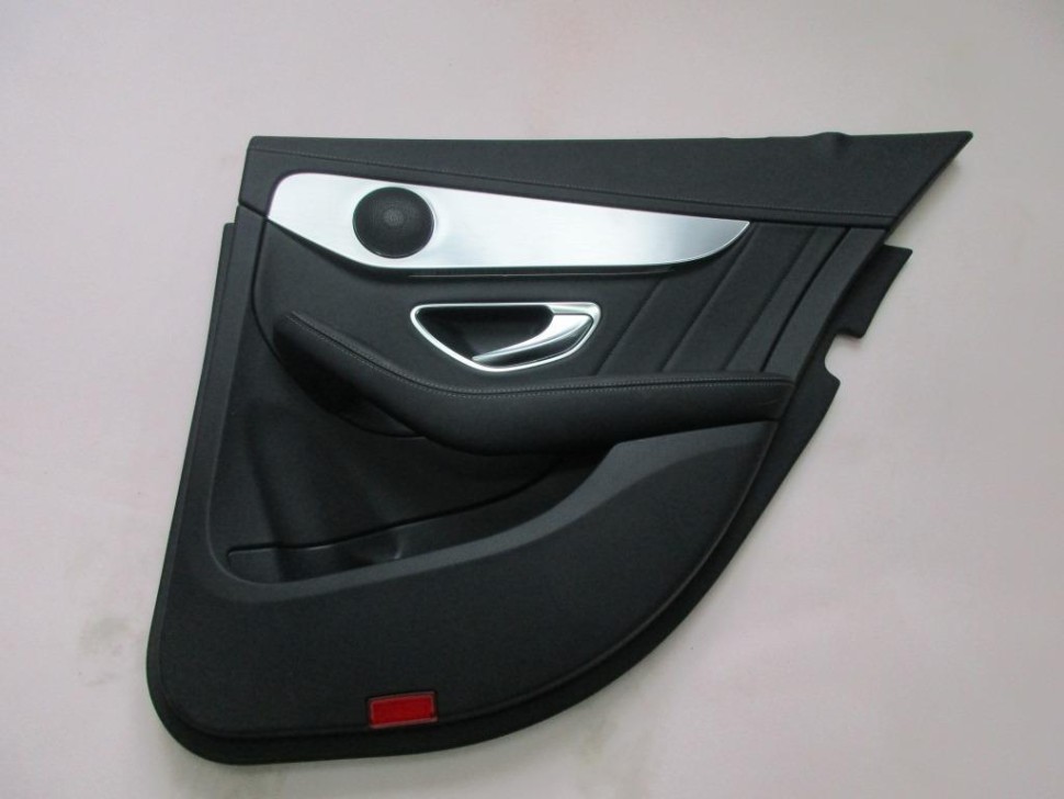 Карта двери задняя правая MERCEDES-BENZ C-класс W205/S205/C205/A205 (2014 - 2018) фото 1 — Разборка Мерседес