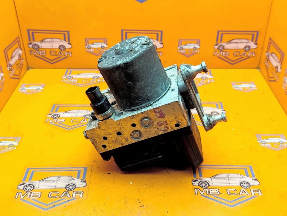 Блок ABS MERCEDES-BENZ V-класс W639 (2003 - 2014) фото 1 &mdash; Разборка Мерседес