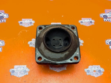 Опора КПП MERCEDES-BENZ R-класс W251 (2005 - 2007) — Разборка Мерседес
