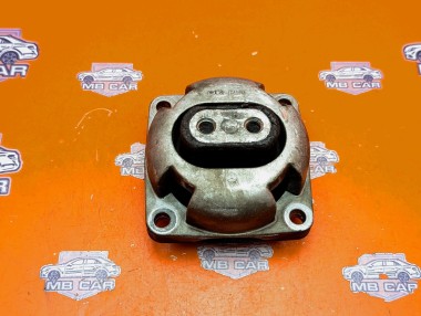 Опора КПП MERCEDES-BENZ R-класс W251 (2005 - 2007) — Разборка Мерседес