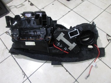 Корпус печки MERCEDES-BENZ E-класс W212/S212/C207/A207 (2009 - 2013) — Разборка Мерседес