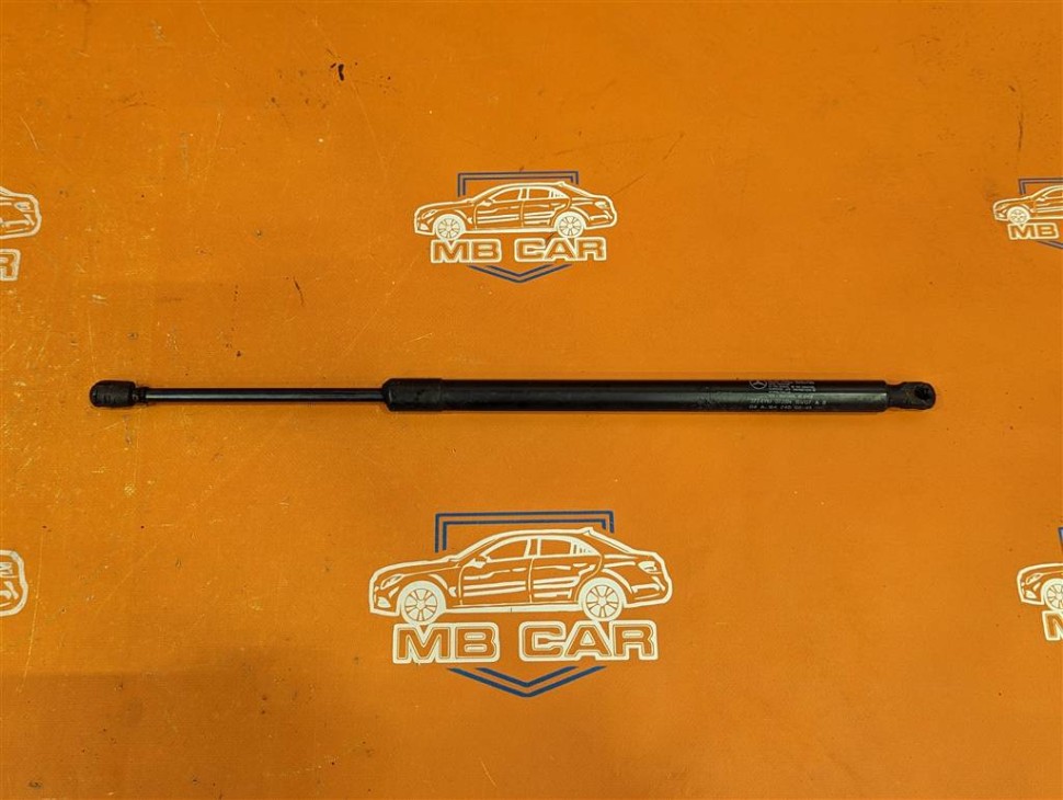 Амортизатор крышки багажника MERCEDES-BENZ M-класс W164 (2005 - 2008) фото 1 — Разборка Мерседес