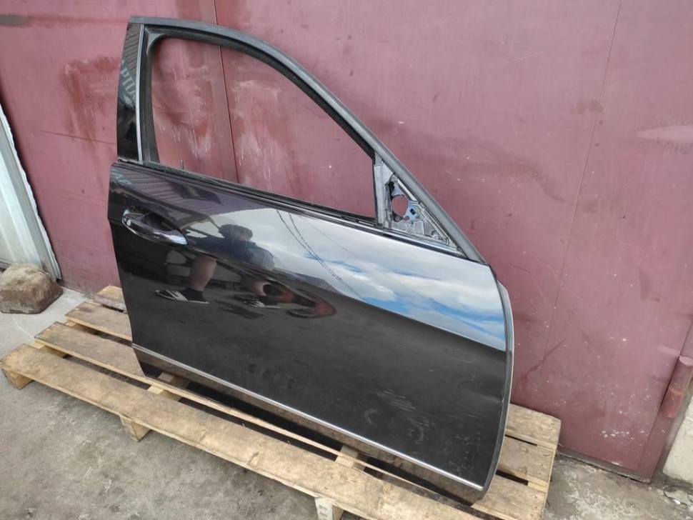 Дверь передняя правая MERCEDES-BENZ E-класс W212/S212/C207/A207 (2009 - 2013) фото 1 — Разборка Мерседес