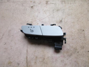 Кнопка обогрева сидений MERCEDES-BENZ GLC-класс X253 (2015 - 2019) — Разборка Мерседес