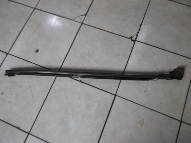 Молдинг лобового стекла MERCEDES-BENZ S-класс W220 (1998 - 2005) — Разборка Мерседес