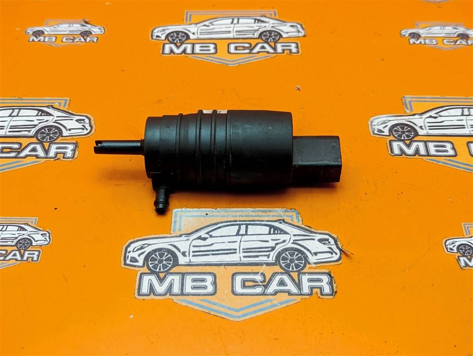 Насос омывателей MERCEDES-BENZ E-класс W210/S210 (1995 - 1999) фото 1 — Разборка Мерседес