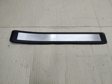 Накладка порога внутренняя MERCEDES-BENZ E-класс W211/S211 (2002 - 2006) — Разборка Мерседес