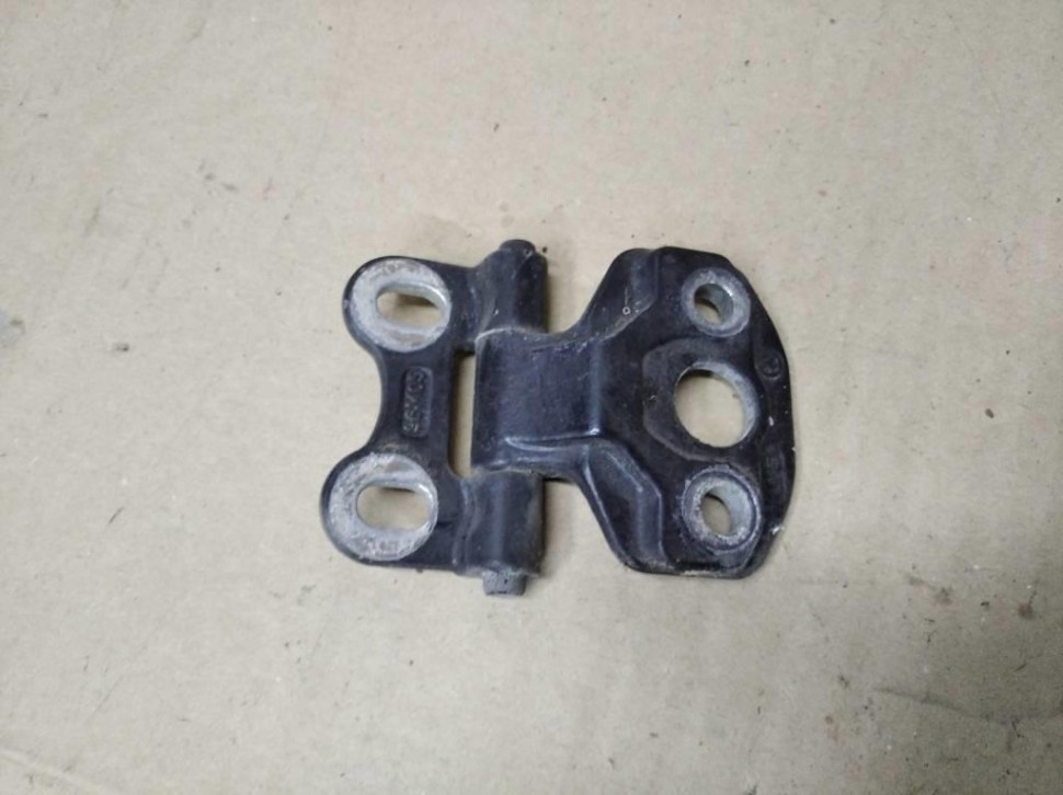 Петля двери MERCEDES-BENZ E-класс W210/S210 (1995 - 1999) фото 1 — Разборка Мерседес