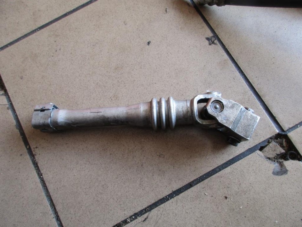 Кардан рулевого вала MERCEDES-BENZ E-класс W212/S212/C207/A207 (2009 - 2013) фото 1 — Разборка Мерседес