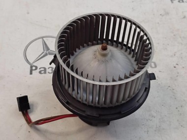 Моторчик печки MERCEDES-BENZ C-класс W204/S204 (2006 - 2011) — Разборка Мерседес