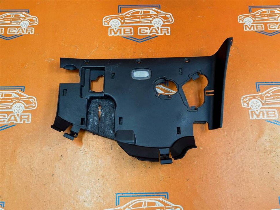 Накладка торпеды MERCEDES-BENZ GL-класс X166 (2012 - 2016) фото 1 — Разборка Мерседес