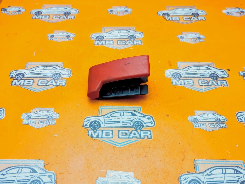 Ручка открытия капота MERCEDES-BENZ GLE-класс W166 (2015 - 2018) фото 1 — Разборка Мерседес