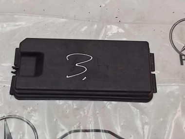 Крышка блока предохранителей MERCEDES-BENZ R-класс W251 (2005 - 2007) — Разборка Мерседес