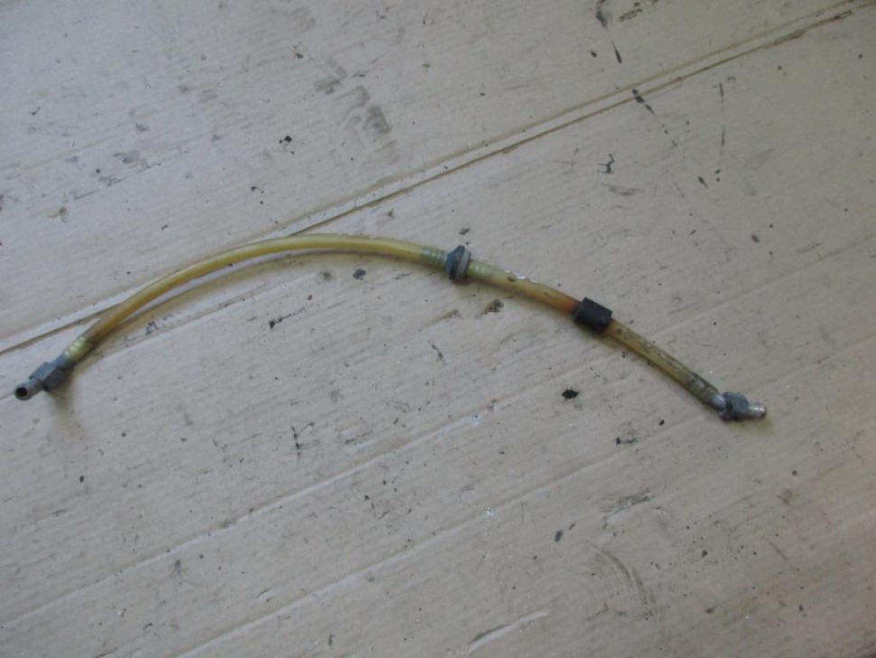 Трубка вакуумная MERCEDES-BENZ 190 (W201) W201 (1982 - 1993) фото 1 — Разборка Мерседес