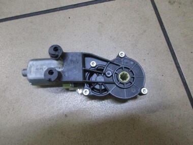 Моторчик регулировки сидений MERCEDES-BENZ E-класс W211/S211 (2002 - 2006) — Разборка Мерседес