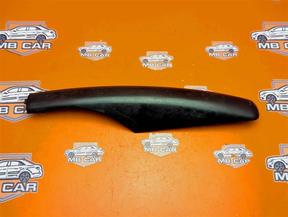 Крышка крепления рейлинга MERCEDES-BENZ M-класс W163 (1997 - 2001) фото 1 — Разборка Мерседес