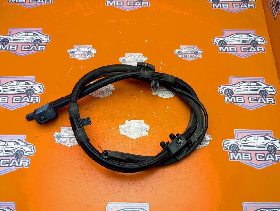 Форсунка омывателя лобового стекла MERCEDES-BENZ CLA-класс C117/X117 рестайлинг (2016 - 2019) фото 1 &mdash; Разборка Мерседес