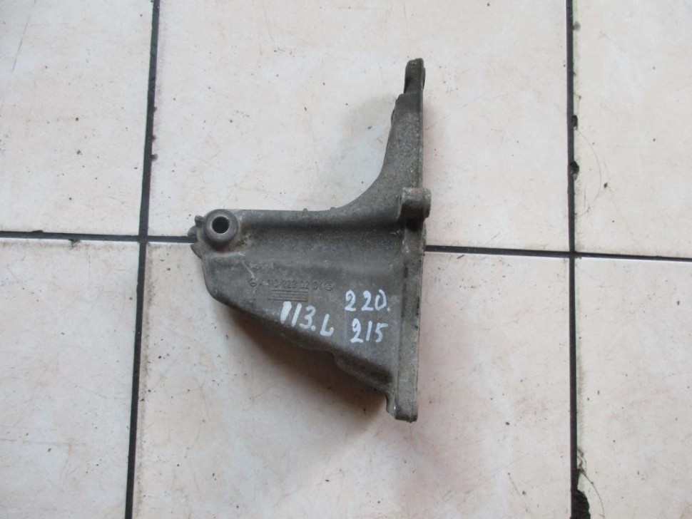 Лапа левая MERCEDES-BENZ S-класс W220 (1998 - 2005) фото 1 — Разборка Мерседес