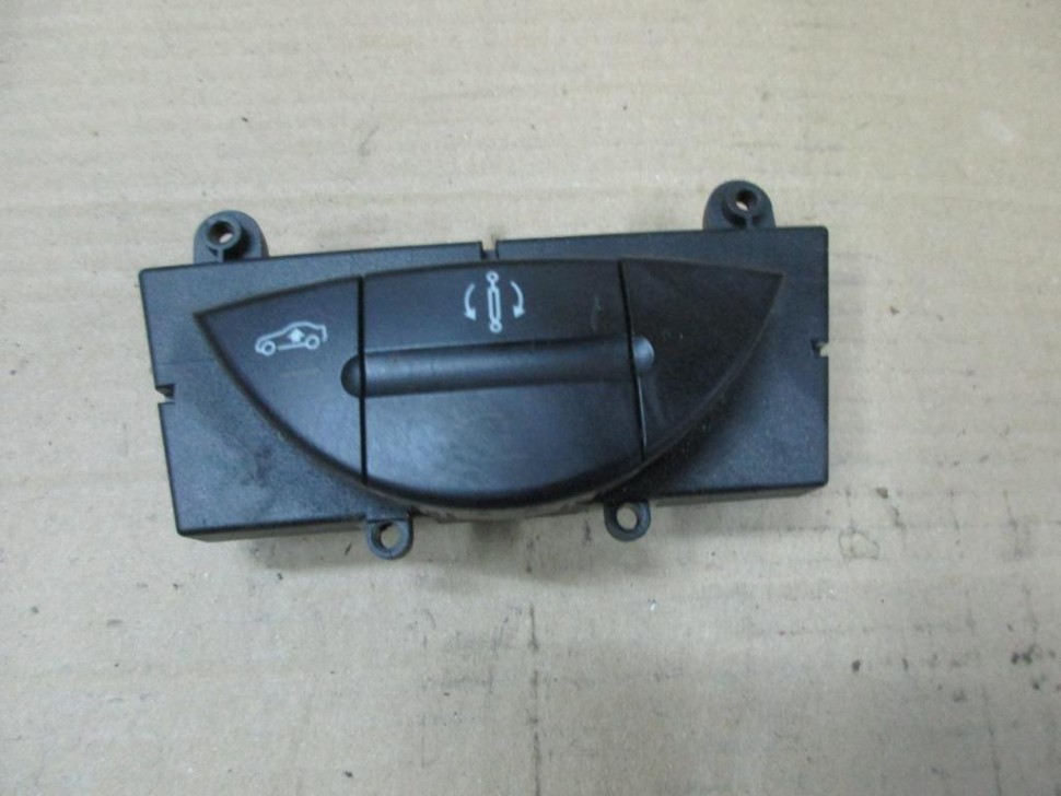 Блок кнопок MERCEDES-BENZ E-класс W211/S211 (2002 - 2006) фото 1 — Разборка Мерседес