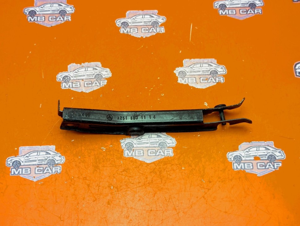 Кронштейн крепления бампера MERCEDES-BENZ R-класс W251 (2005 - 2007) фото 1 — Разборка Мерседес