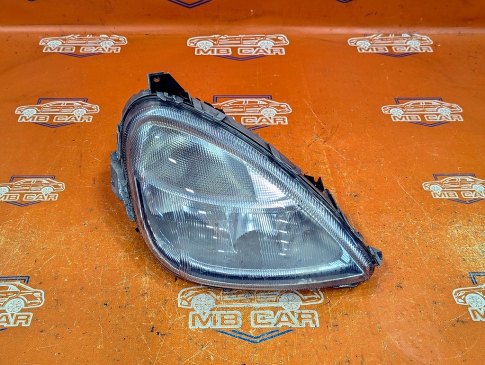 Фара правая MERCEDES-BENZ A-класс W168 (1997 - 2001) фото 1 — Разборка Мерседес