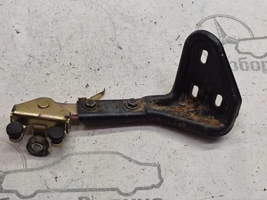 Ролик сдвижной двери MERCEDES-BENZ Vito W638 (1996 - 2003) — Разборка Мерседес