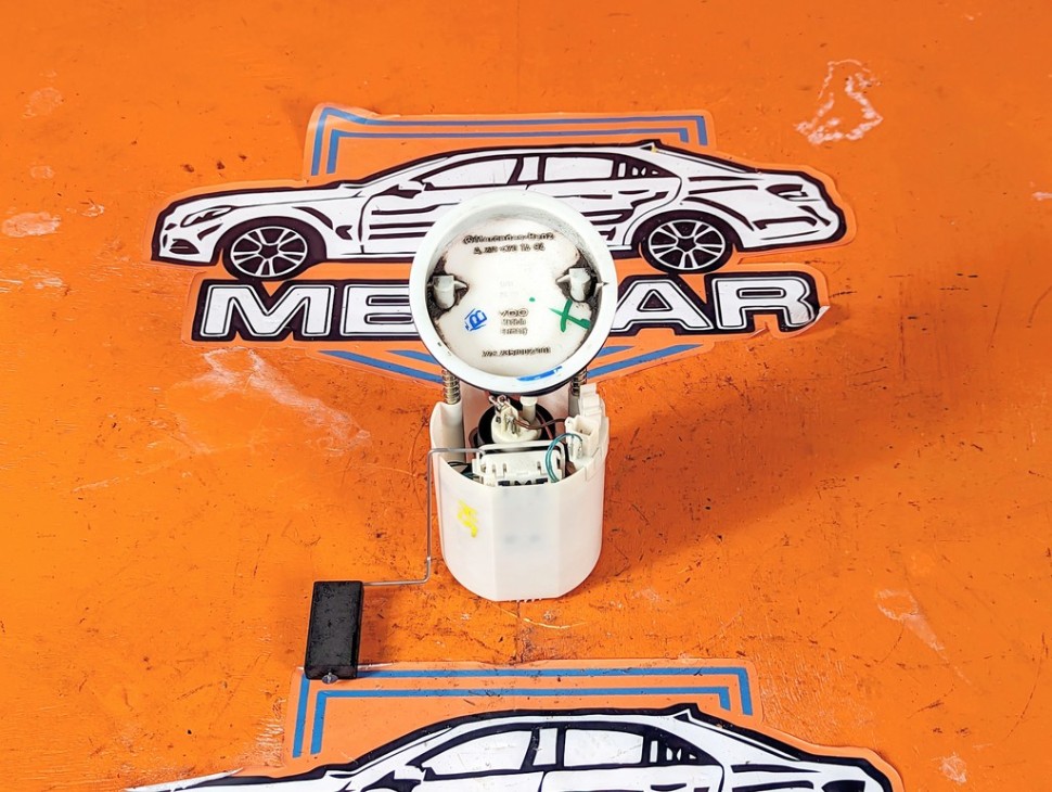 Насос топливный MERCEDES-BENZ E-класс W211/S211 (2002 - 2006) фото 1 &mdash; Разборка Мерседес