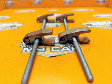 Кронштейн крепления форсунок MERCEDES-BENZ E-класс W211/S211 (2002 - 2006) &mdash; Разборка Мерседес