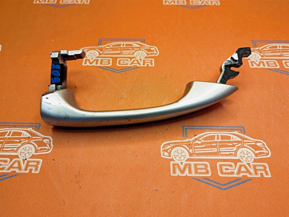 Ручка двери наружняя MERCEDES-BENZ CLK-класс C209/W209 (2002 - 2005) фото 1 — Разборка Мерседес