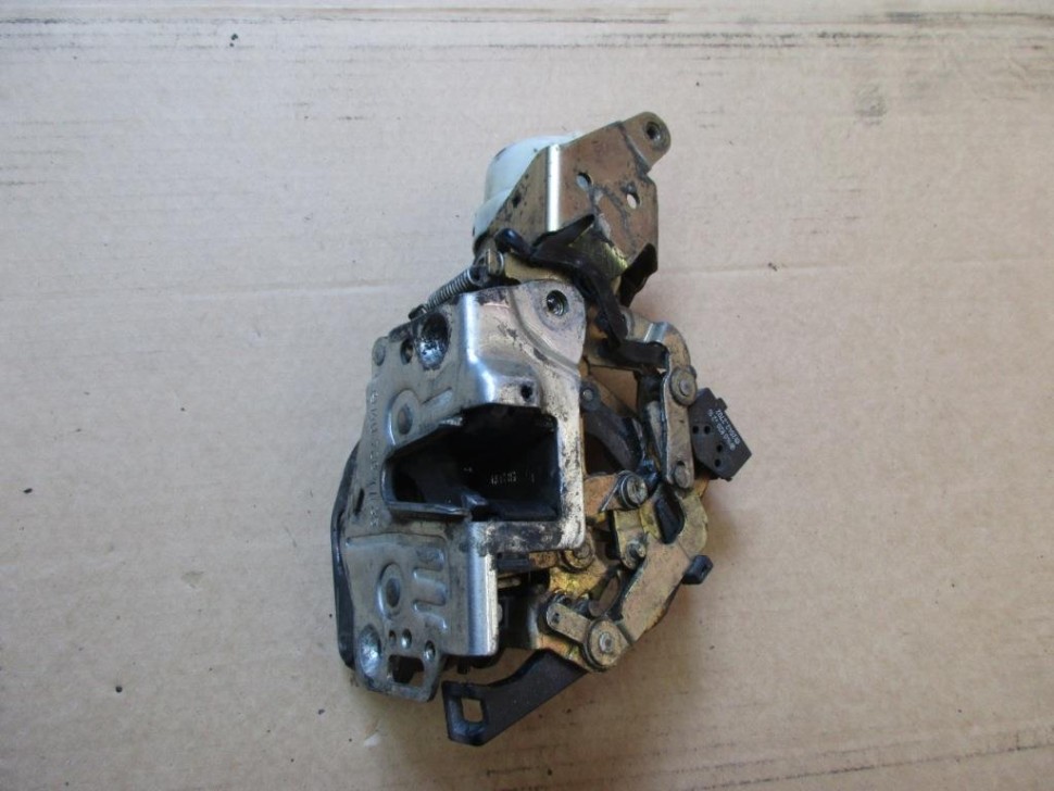 Замок двери задней правой MERCEDES-BENZ S-класс W140 (1991 - 1998) фото 1 — Разборка Мерседес