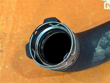 Патрубок интеркулера MERCEDES-BENZ M-класс W164 рестайлинг (2008 - 2011) — Разборка Мерседес